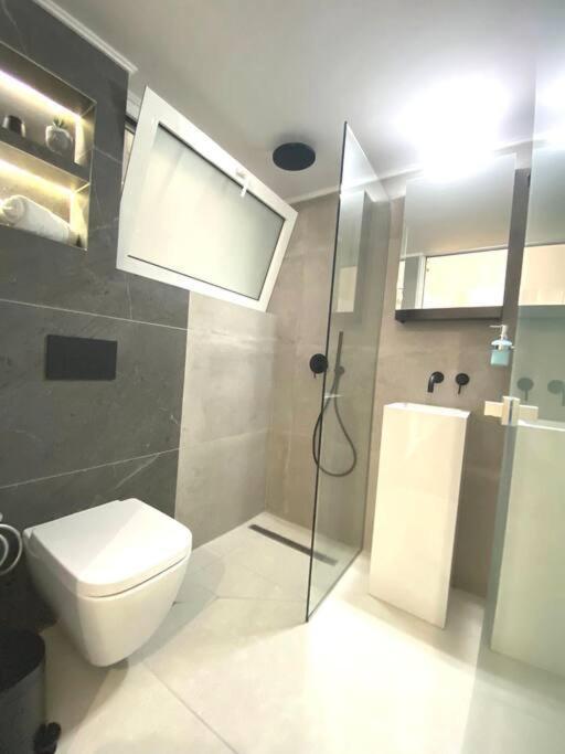 Artzy Petit Apartment Close To The Center Kandiye Dış mekan fotoğraf