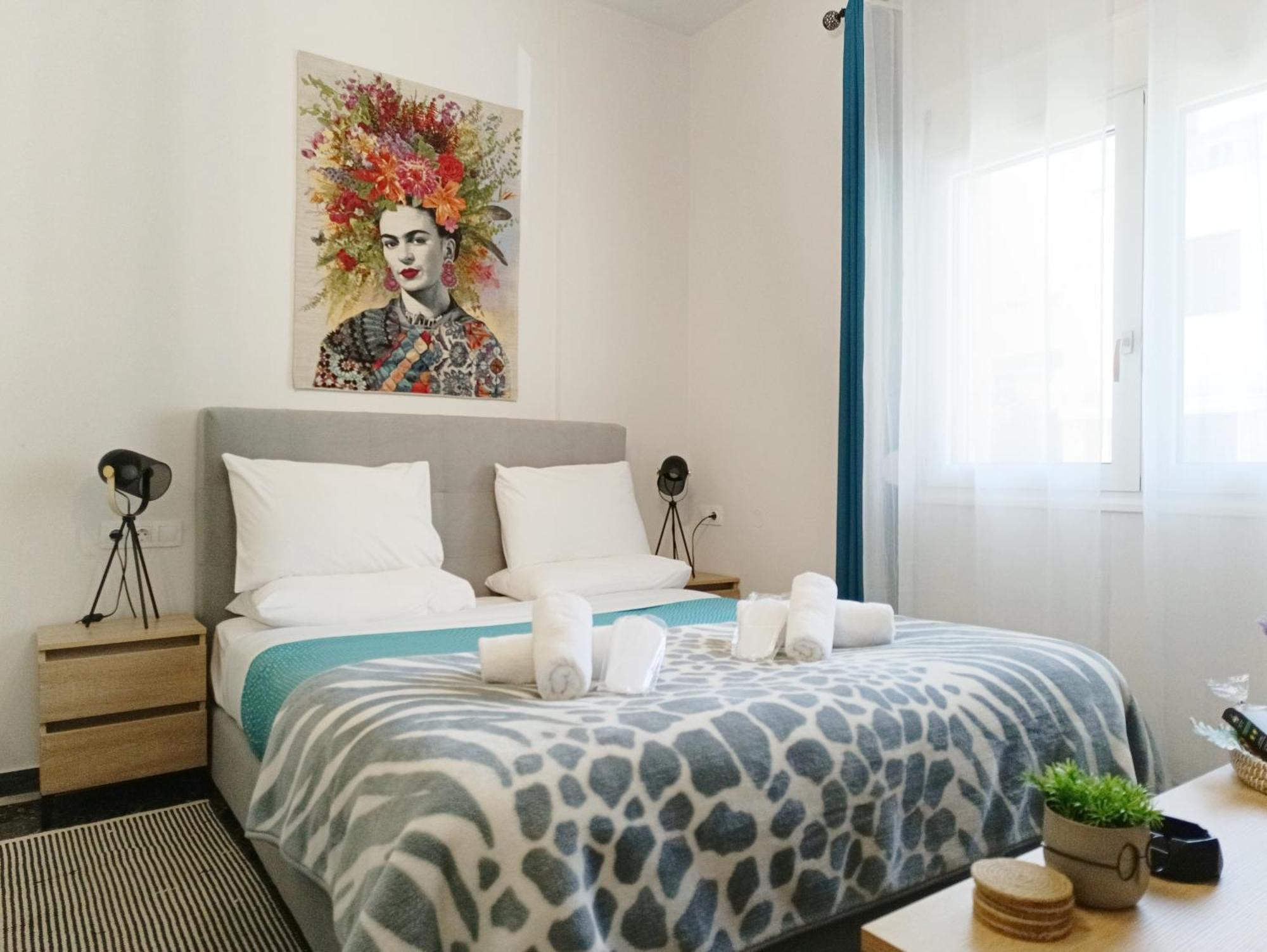 Artzy Petit Apartment Close To The Center Kandiye Dış mekan fotoğraf