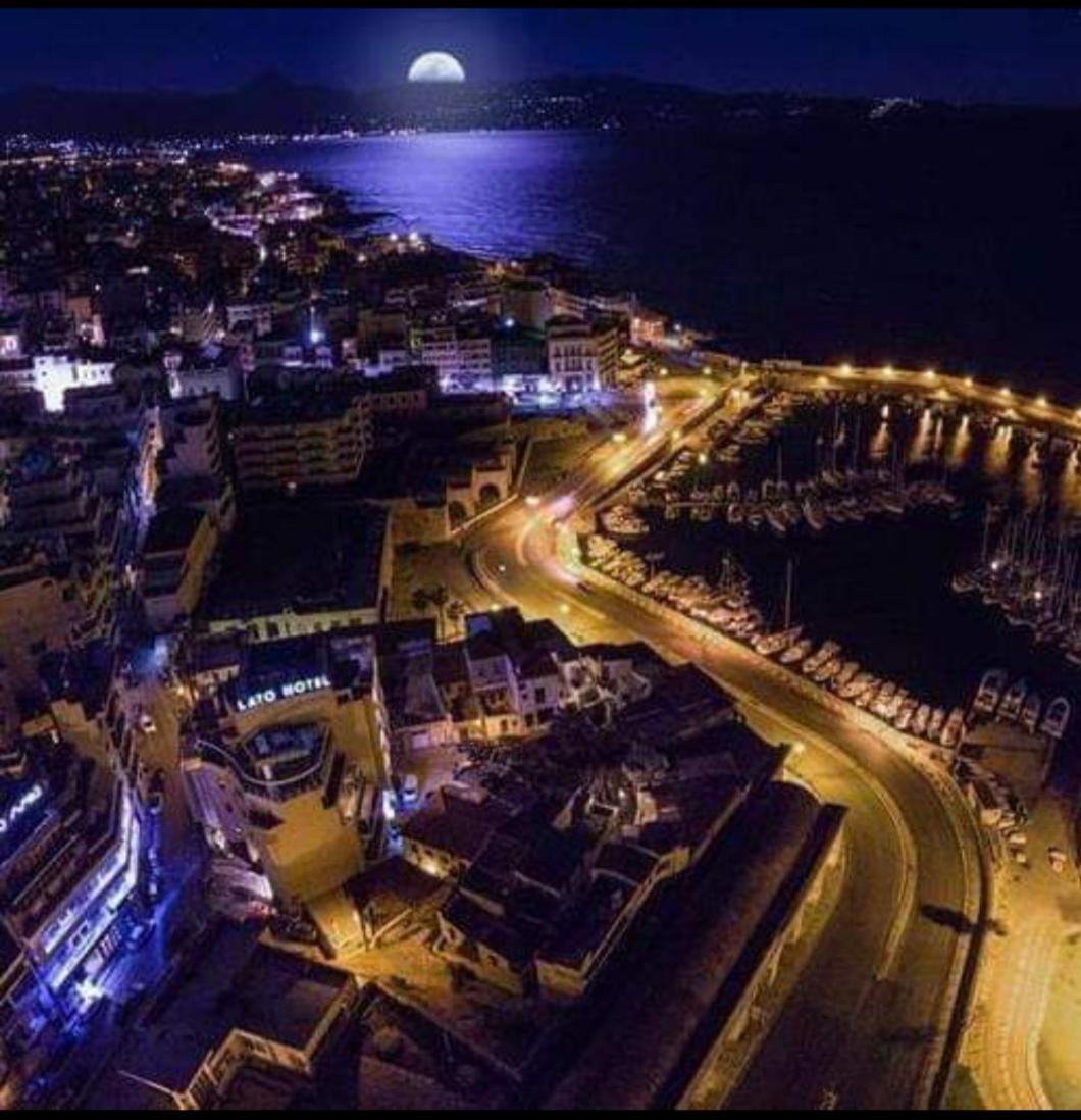 Artzy Petit Apartment Close To The Center Kandiye Dış mekan fotoğraf